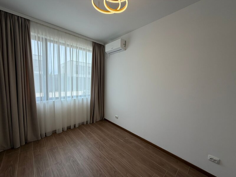 Tunari Casa 5 camere, 4 dormitoare, 3 bai, nou, Terasa Rooftop,